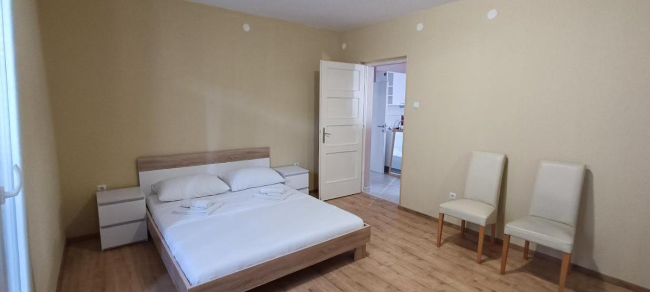 Appartamento Smokva Zara Esterno foto