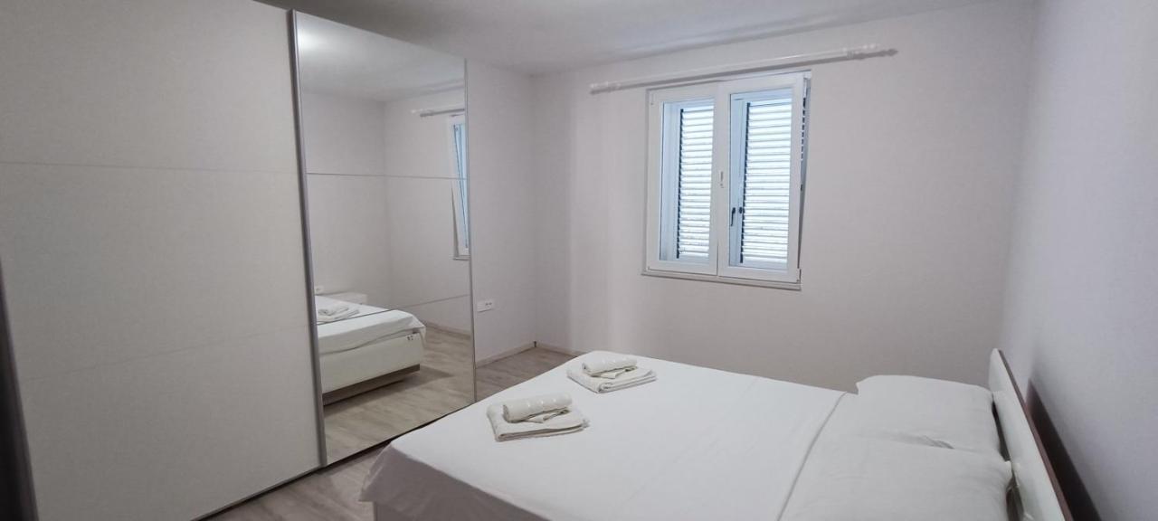 Appartamento Smokva Zara Esterno foto