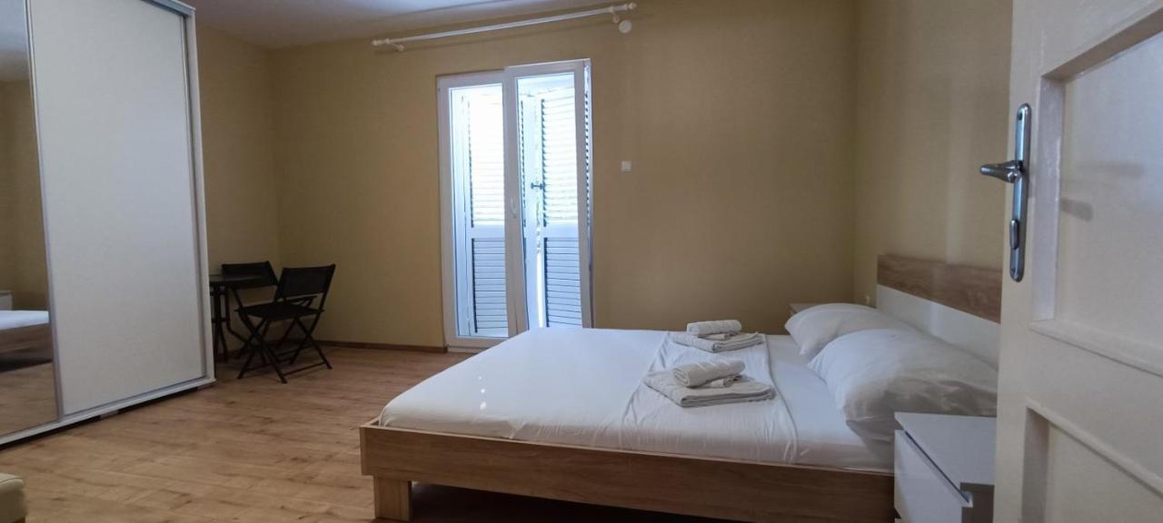 Appartamento Smokva Zara Esterno foto