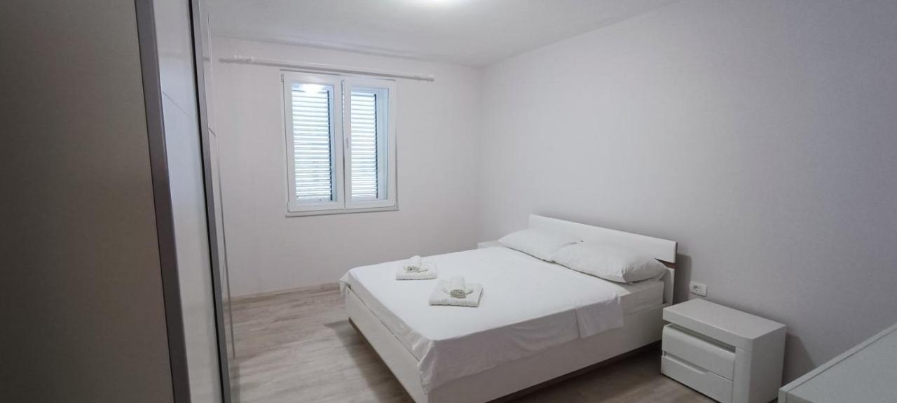 Appartamento Smokva Zara Esterno foto